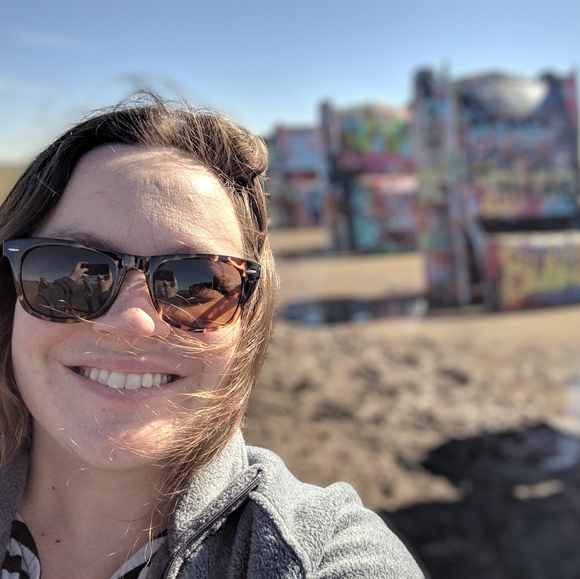 Meet your Posher, Rebecca - Picture 1 of 1